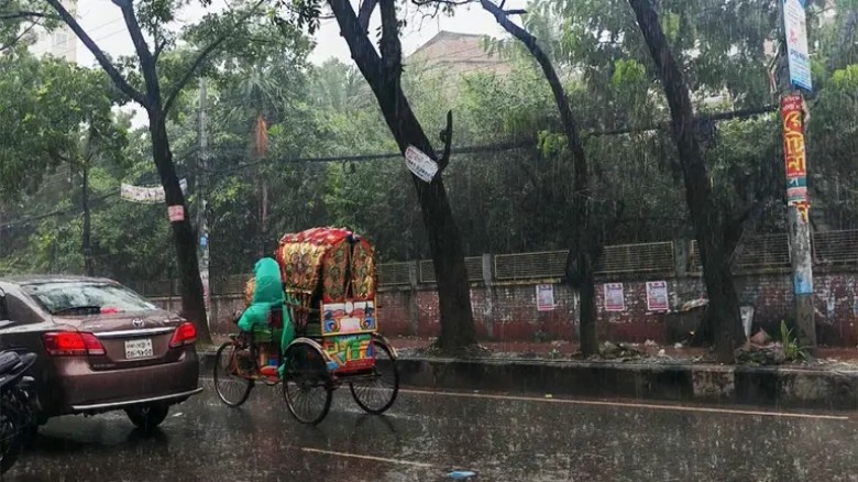 সারা দেশের কিছু জায়গায় হতে পারে ভারী বৃষ্টি