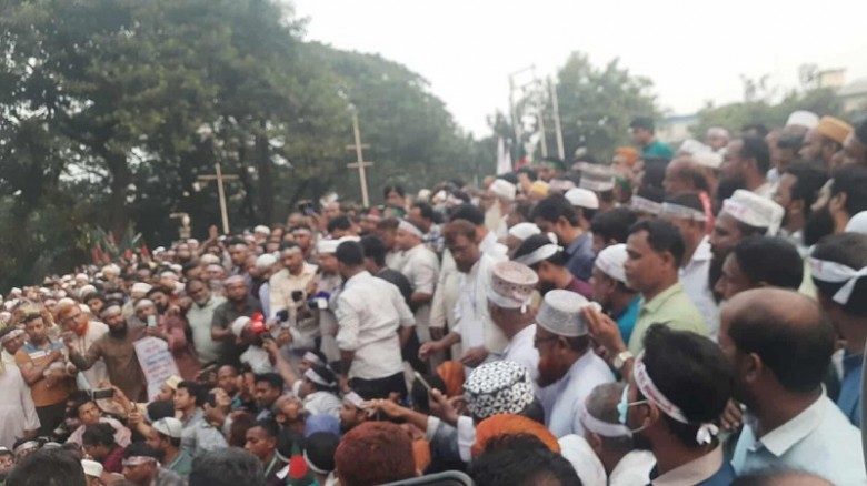 আগামীকাল অনশন কর্মসূচি ঘোষণা শিক্ষকদের...
