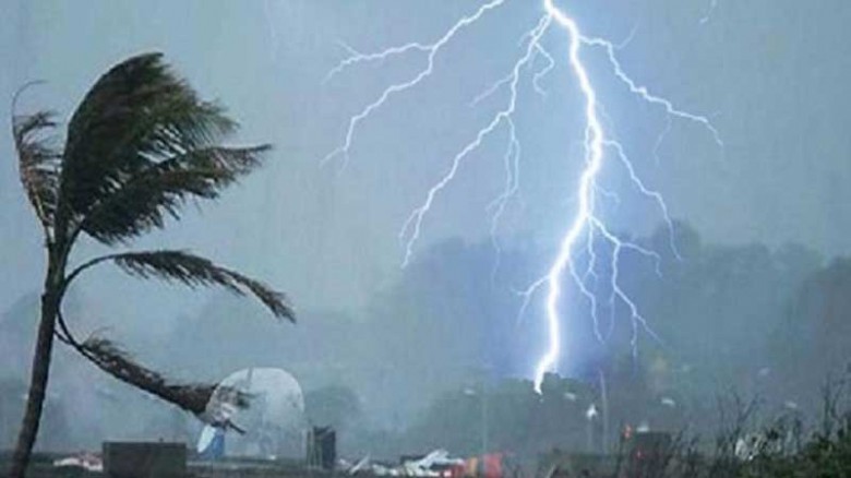 বজ্রসহ বৃষ্টির আভাস, তাপমাত্রা কমতে পারে ৩ ডিগ্রি...