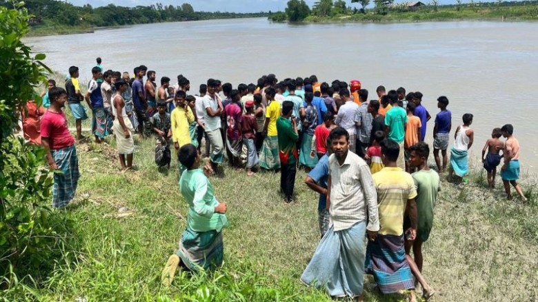 একে একে ভেসে উঠলো ৫ শিশুর মরদেহ