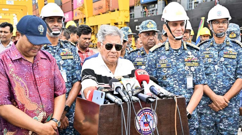 দেশের স্বার্থ ক্ষতি করে কাউকে বন্দর অপারেশন করতে দ...