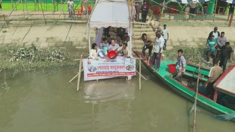 হালদায় ৭৫০ কেজি রুই মাছের পোনা অবমুক্ত...