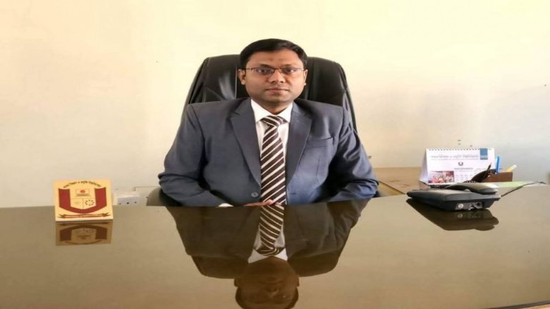 পাবিপ্রবির মানবিক অনুষদের নতুন ডিন ড. মীর হুমায়ূন ...