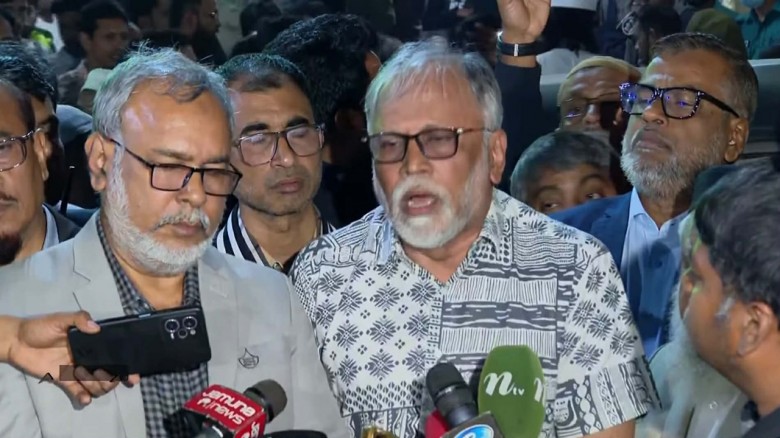 ৭২ ঘণ্টা অতি সংকটাপন্ন, হাদির ব্রেন স্টেম ক্ষতিগ্র...