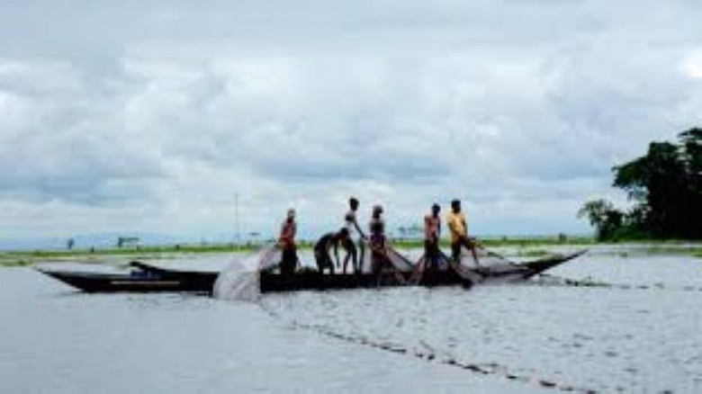 হাওর-জলাভূমি দখল ও অবৈধ মাছ শিকারে ১০ লাখ টাকা জরি...