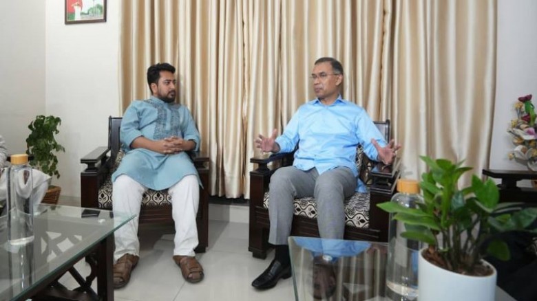 তারেক রহমানের সঙ্গে নাহিদের বৈঠক, সংলাপের মাধ্যমে ...